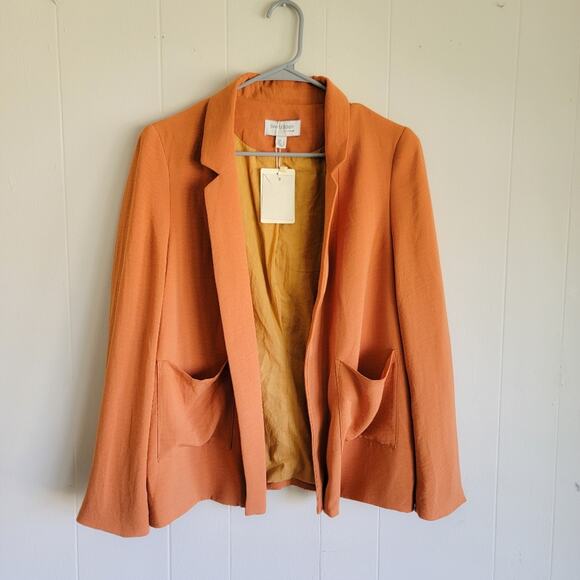 See U Soon Blazer with Notched Lapel and Relaxed Fit - Picture 1 of 4